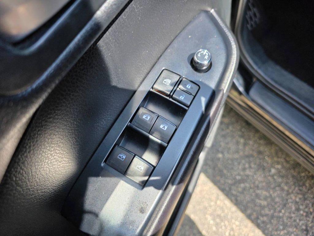 used 2017 Toyota Highlander car, priced at $15,899