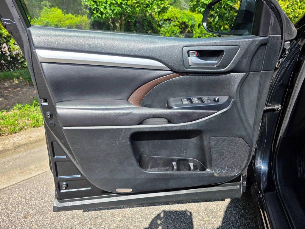 used 2017 Toyota Highlander car, priced at $15,899