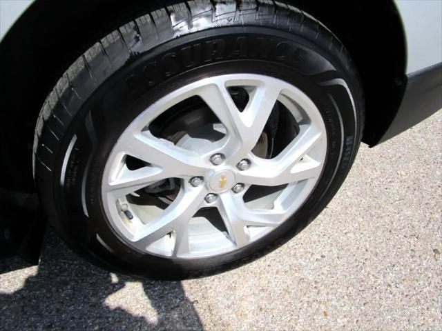 used 2020 Chevrolet Equinox car, priced at $18,990