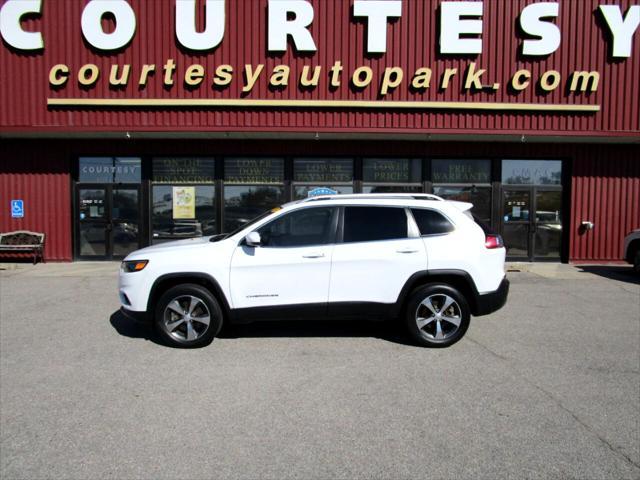 used 2019 Jeep Cherokee car, priced at $27,990