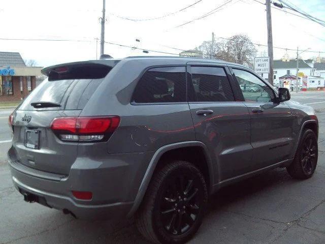 used 2021 Jeep Grand Cherokee car, priced at $27,995