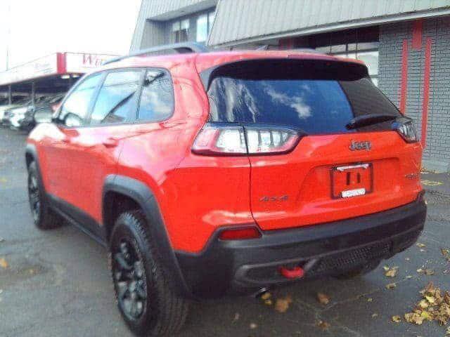 used 2021 Jeep Cherokee car, priced at $25,995