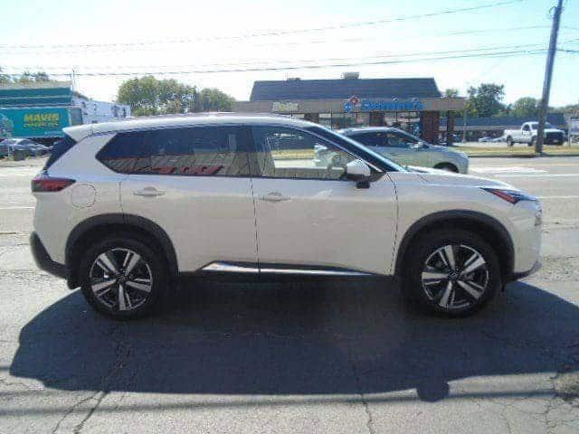 used 2023 Nissan Rogue car, priced at $29,995