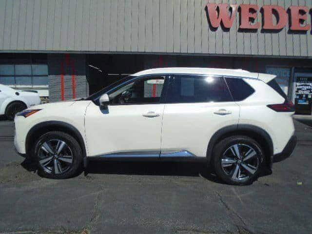 used 2023 Nissan Rogue car, priced at $29,995