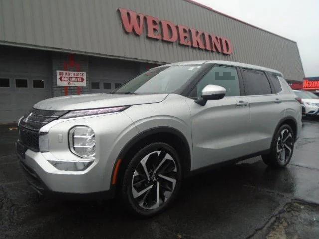 used 2022 Mitsubishi Outlander car, priced at $22,500