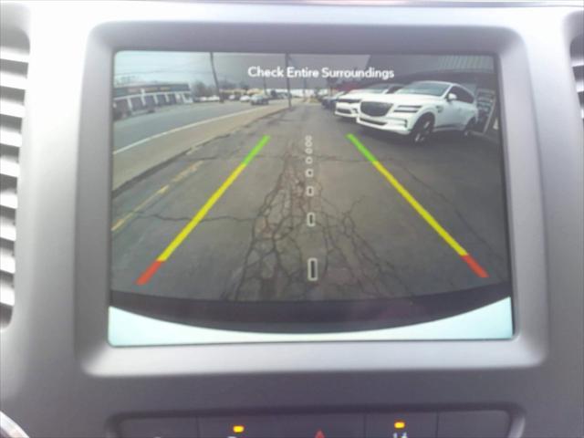 used 2023 Jeep Cherokee car, priced at $23,500
