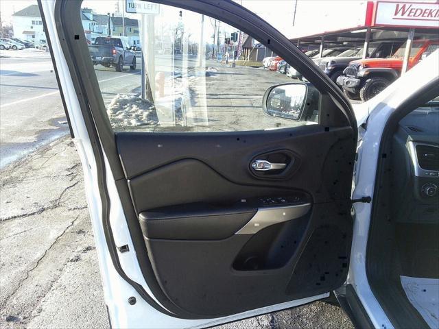used 2021 Jeep Cherokee car, priced at $22,900