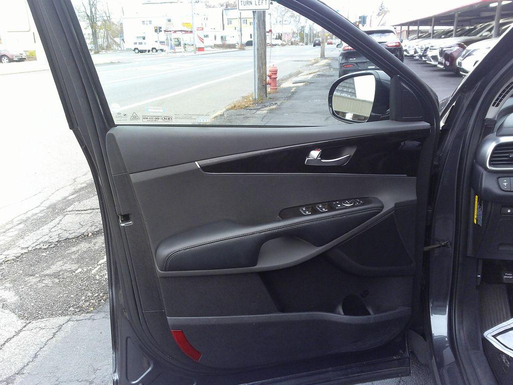 used 2018 Kia Sorento car, priced at $15,995