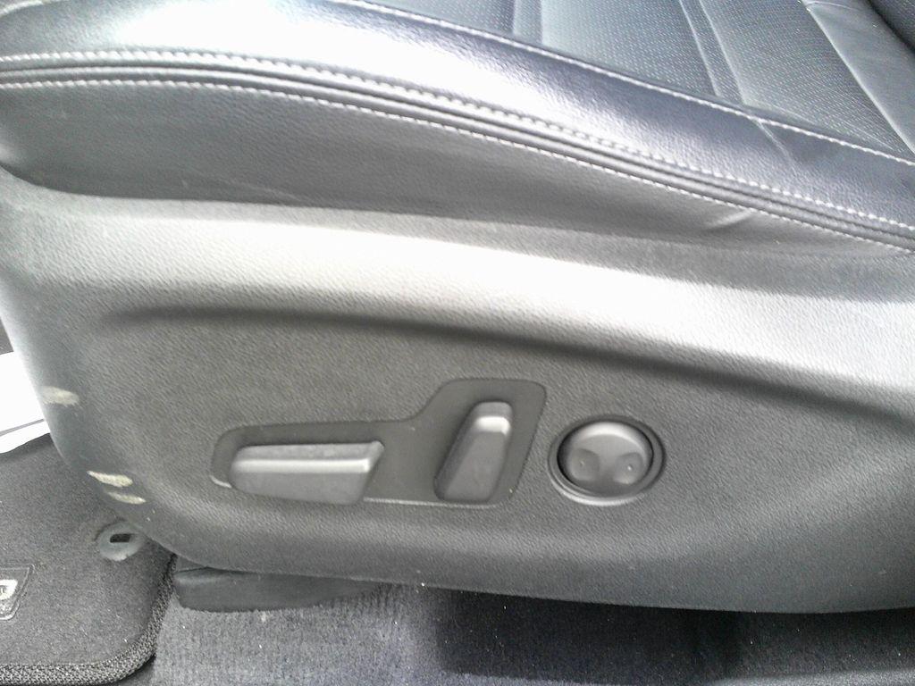 used 2018 Kia Sorento car, priced at $15,995