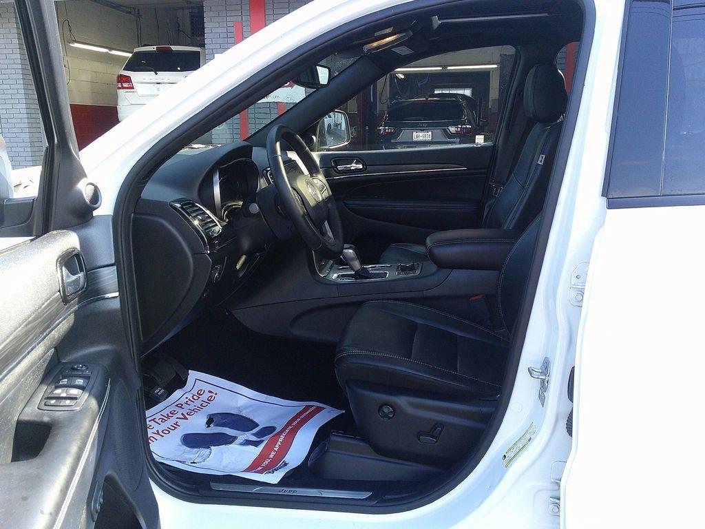 used 2021 Jeep Grand Cherokee car, priced at $28,995