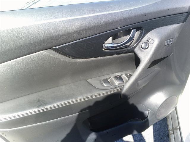 used 2020 Nissan Rogue car, priced at $15,995