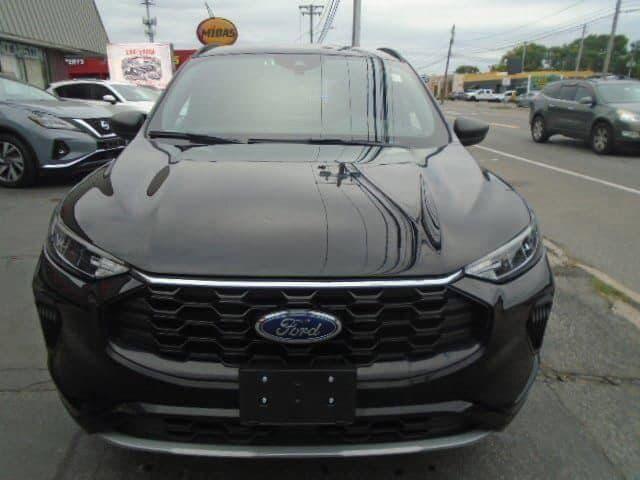 used 2023 Ford Escape car, priced at $23,995