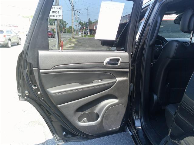 used 2021 Jeep Grand Cherokee car, priced at $28,500