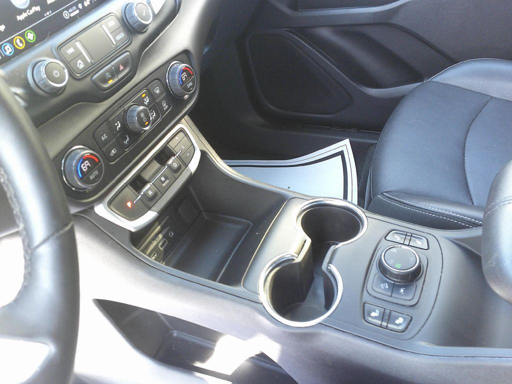 used 2024 GMC Terrain car, priced at $25,995