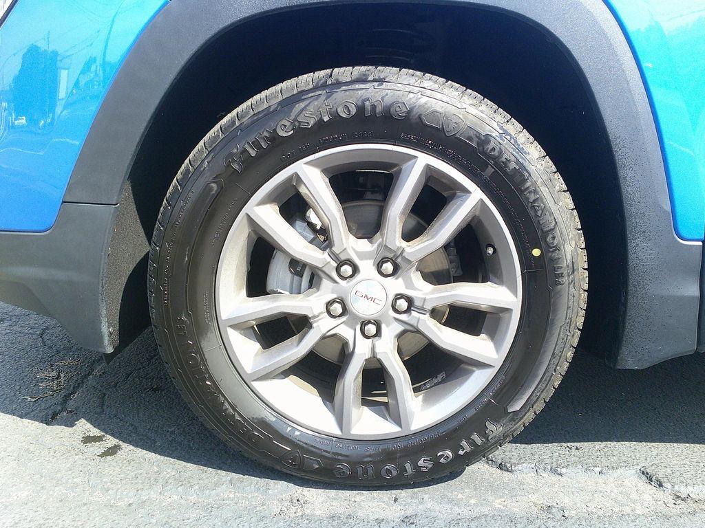 used 2024 GMC Terrain car, priced at $25,995
