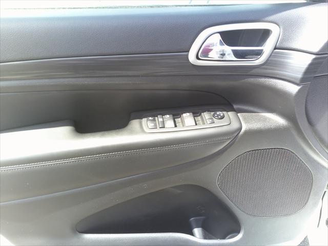 used 2021 Jeep Grand Cherokee car, priced at $27,900