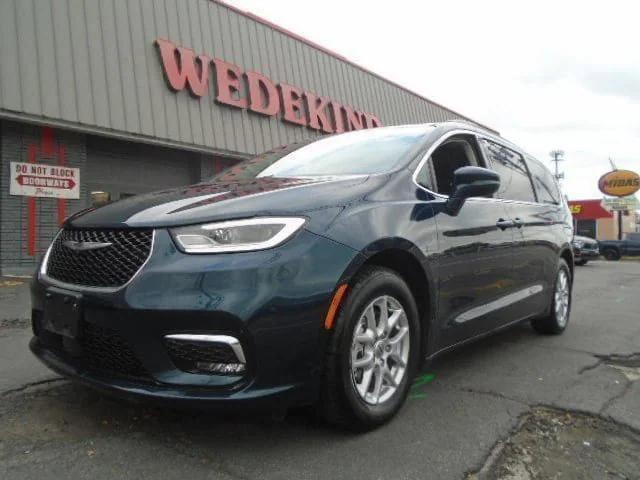 used 2022 Chrysler Pacifica car, priced at $22,995