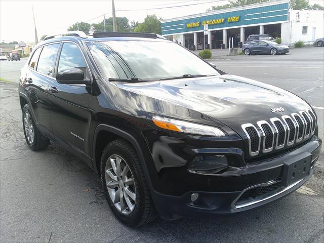 used 2018 Jeep Cherokee car, priced at $15,995