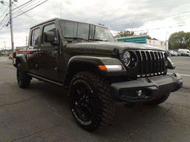 used 2021 Jeep Gladiator car, priced at $31,995