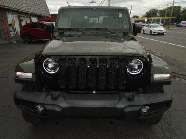 used 2021 Jeep Gladiator car, priced at $31,995