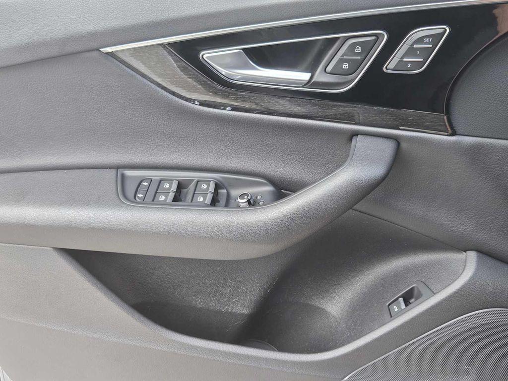 used 2019 Audi Q7 car, priced at $22,991