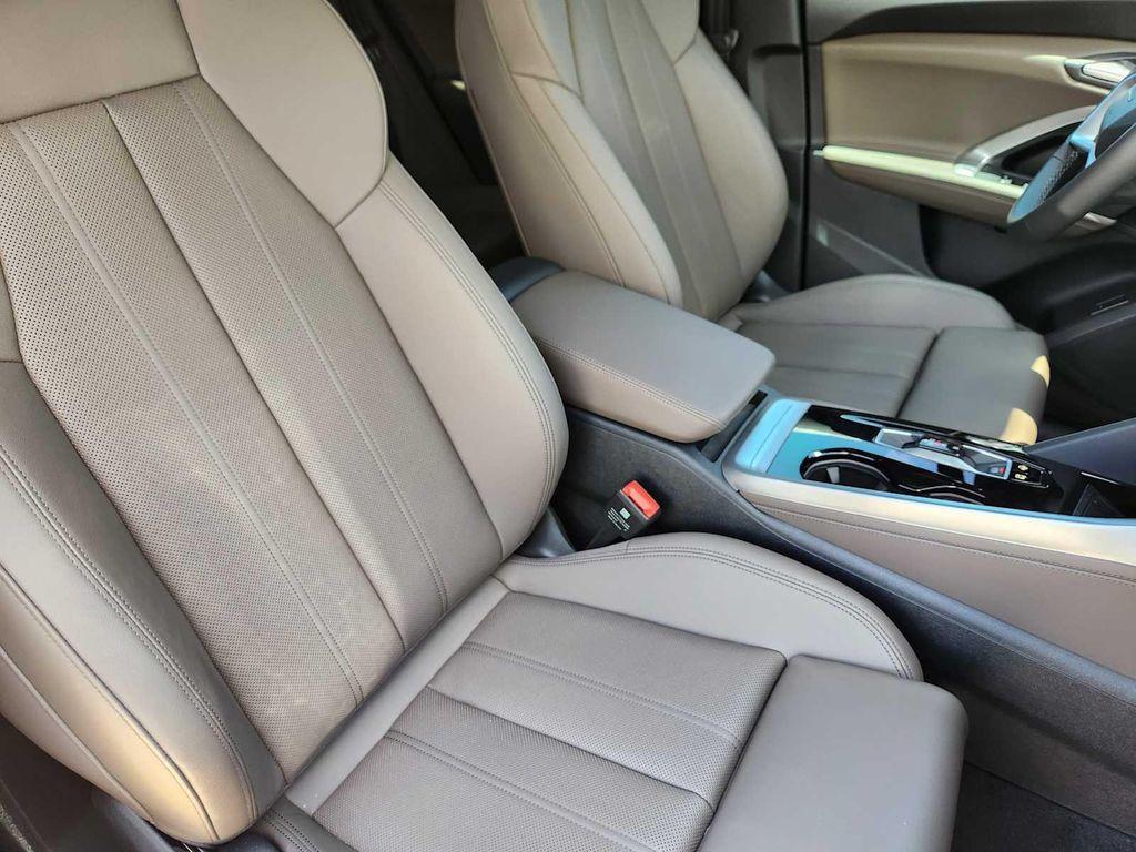 new 2025 Audi Q5 car, priced at $61,300