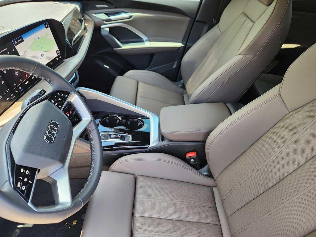 new 2025 Audi Q5 car, priced at $61,300