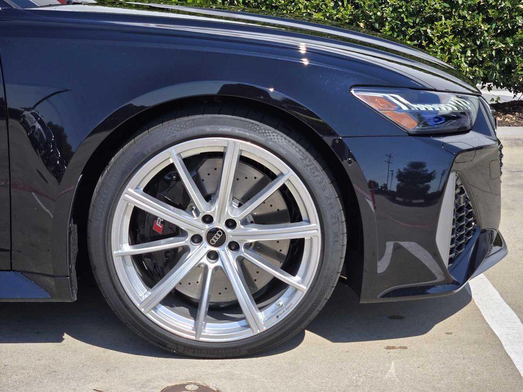 new 2026 Audi RS 6 Avant car, priced at $140,715