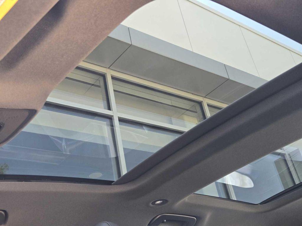 new 2026 Audi RS 6 Avant car, priced at $140,715