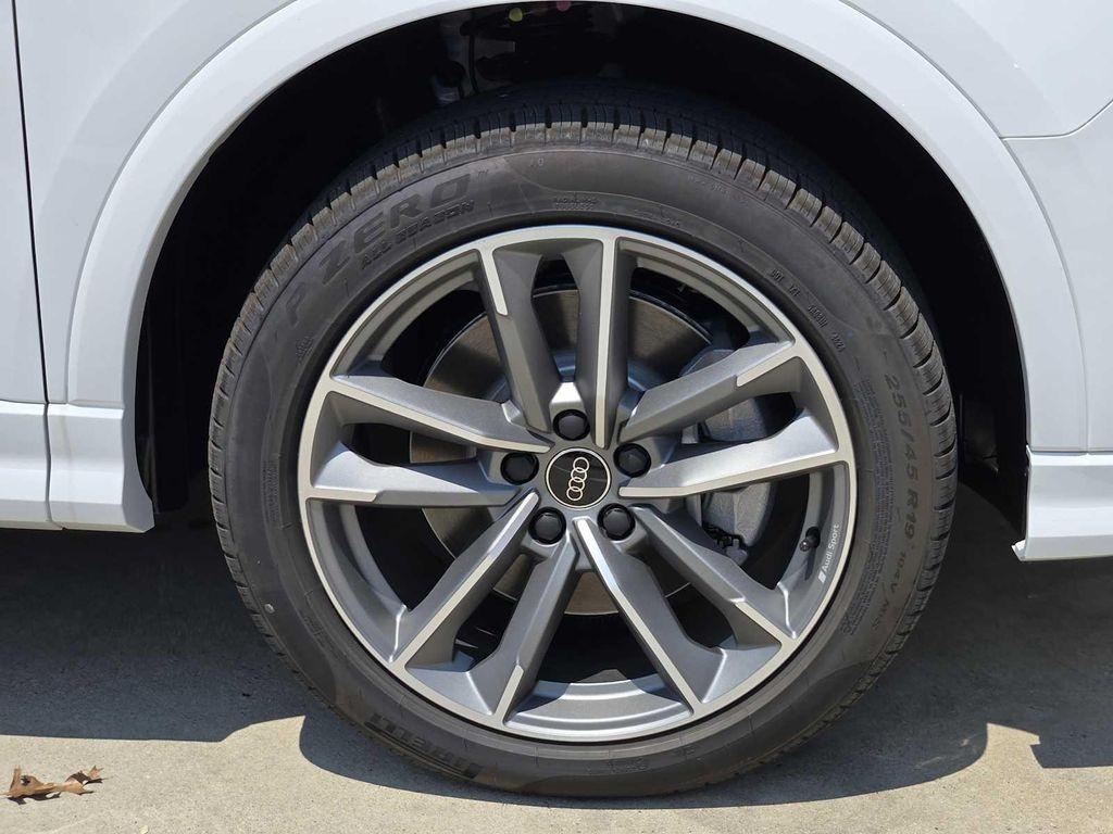 new 2025 Audi Q3 car, priced at $45,515