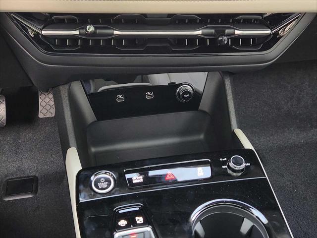 new 2025 Audi Q6 e-tron car, priced at $71,450