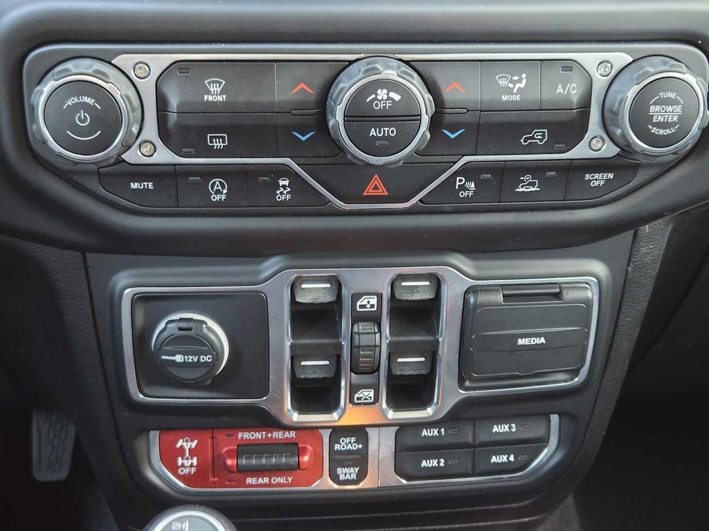 used 2021 Jeep Wrangler Unlimited car, priced at $34,492