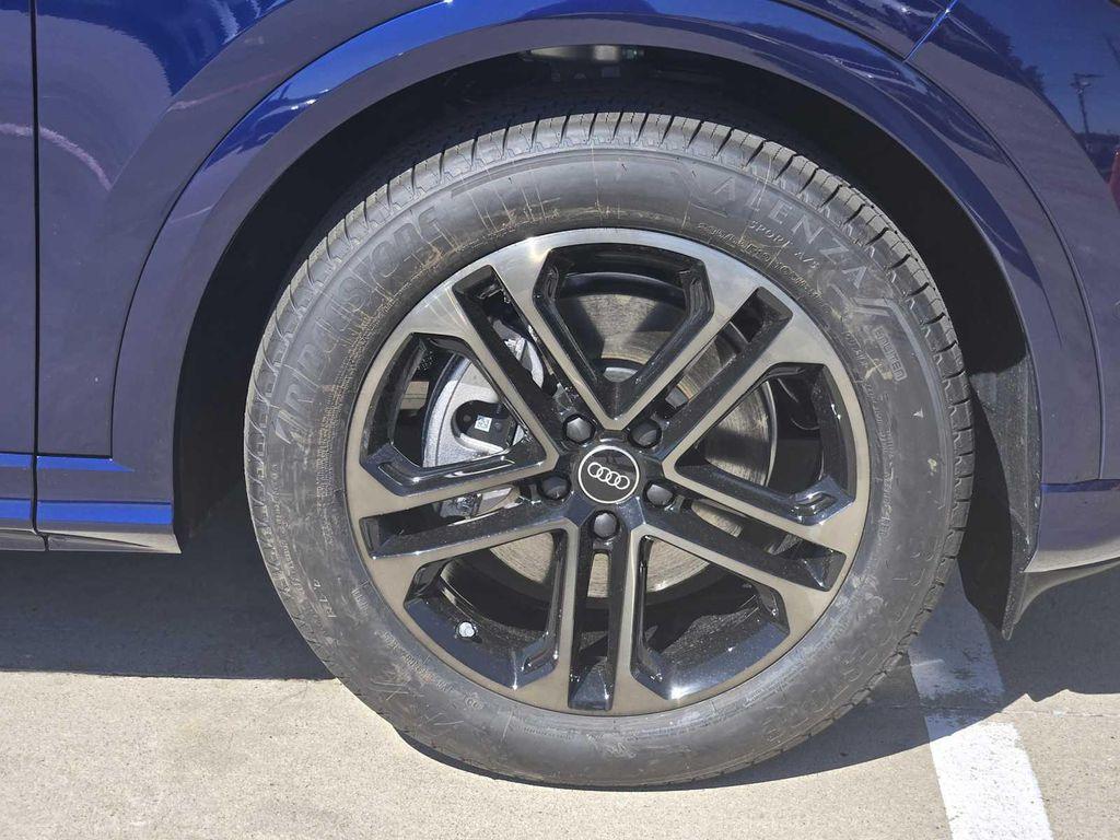 new 2025 Audi Q5 car, priced at $63,450