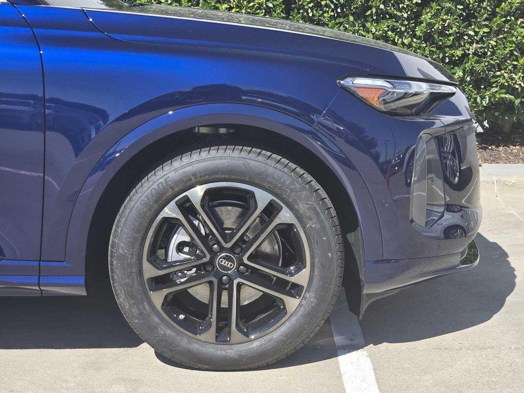 new 2025 Audi Q5 car, priced at $63,450