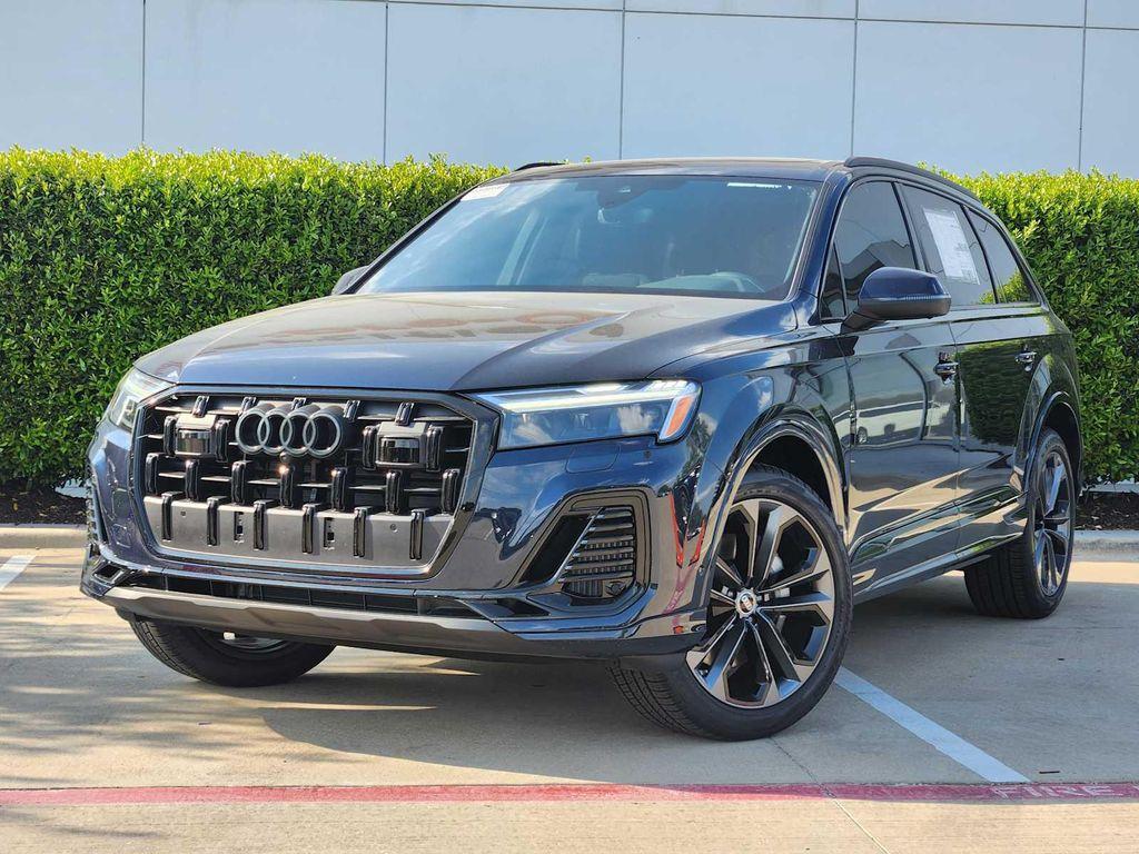 new 2025 Audi Q7 car, priced at $77,750