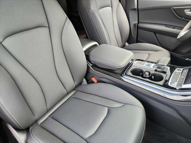 new 2025 Audi Q7 car, priced at $77,750