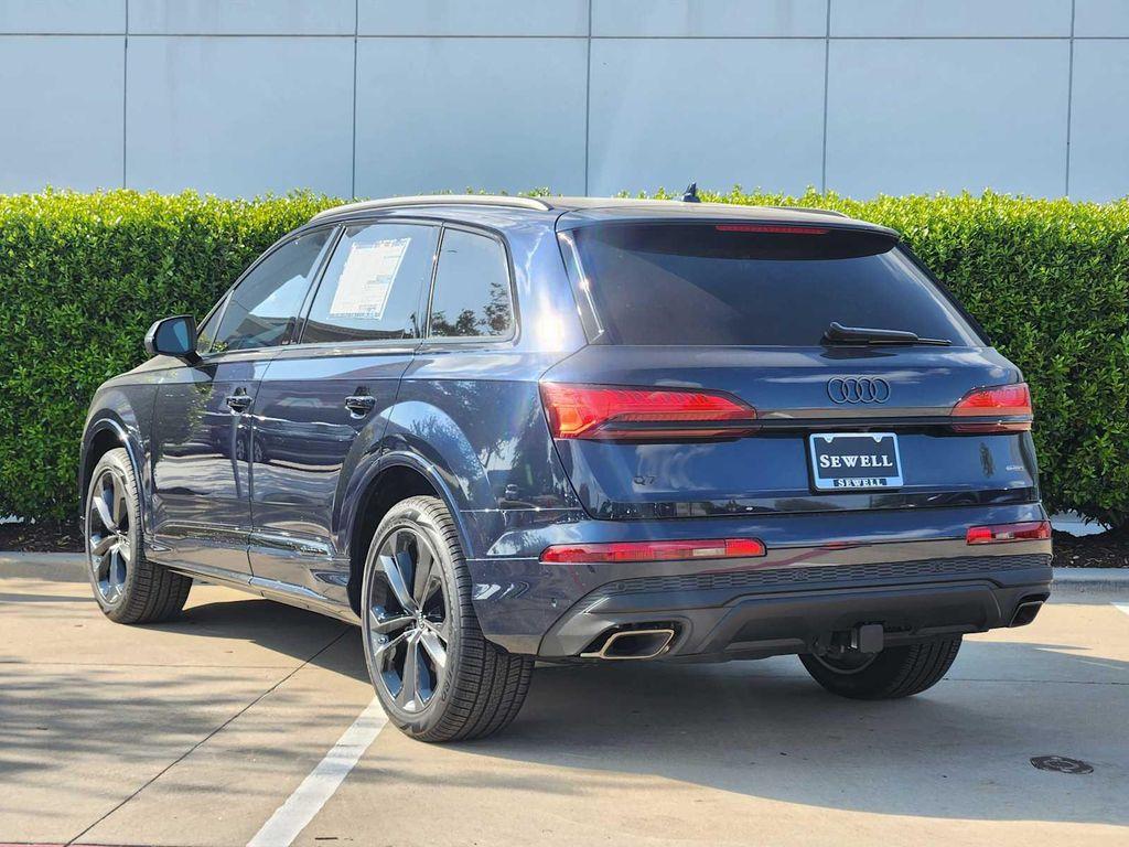 new 2025 Audi Q7 car, priced at $77,750