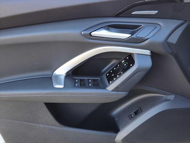 new 2025 Audi Q5 car, priced at $64,250