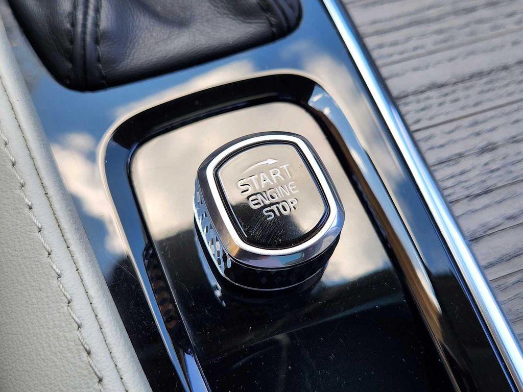 used 2022 Volvo XC90 car, priced at $44,991