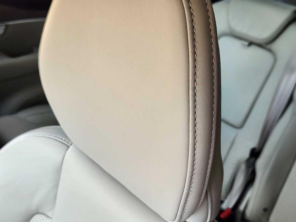 used 2022 Volvo XC90 car, priced at $44,991
