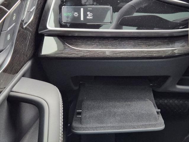 new 2025 Audi Q7 car, priced at $84,590