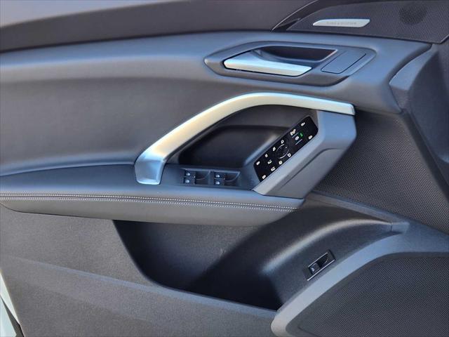 new 2025 Audi Q5 car, priced at $60,975