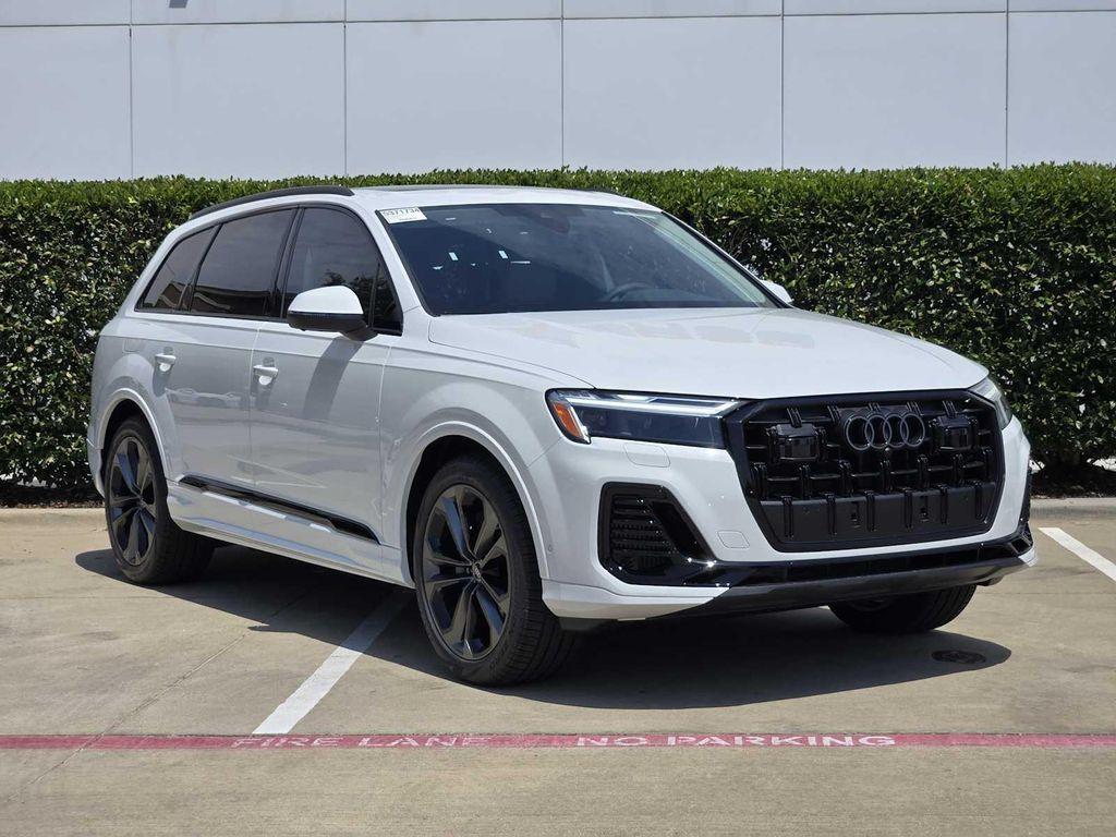 new 2025 Audi Q7 car, priced at $76,700