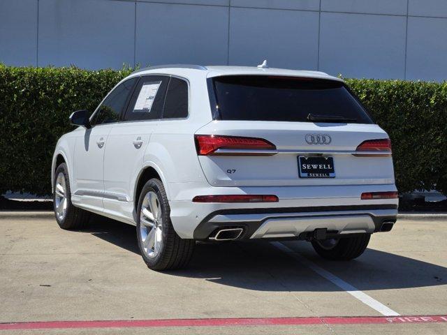 new 2025 Audi Q7 car, priced at $66,400