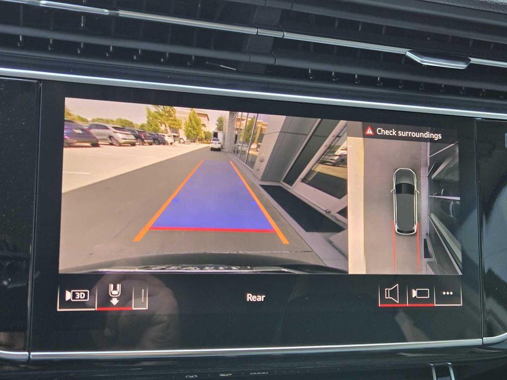 new 2025 Audi Q7 car, priced at $76,480