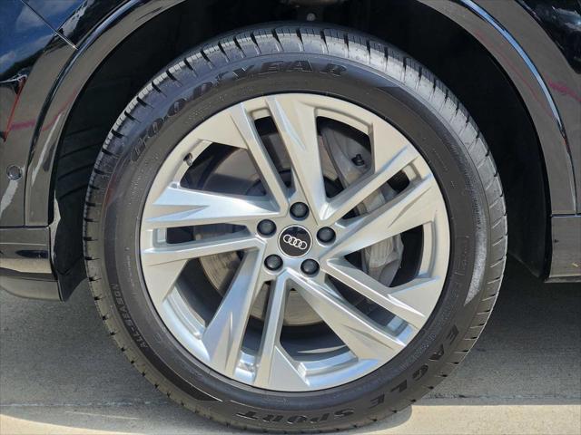 used 2021 Audi Q7 car, priced at $26,991
