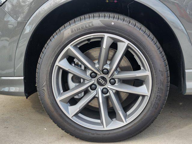 new 2025 Audi Q3 car, priced at $46,110