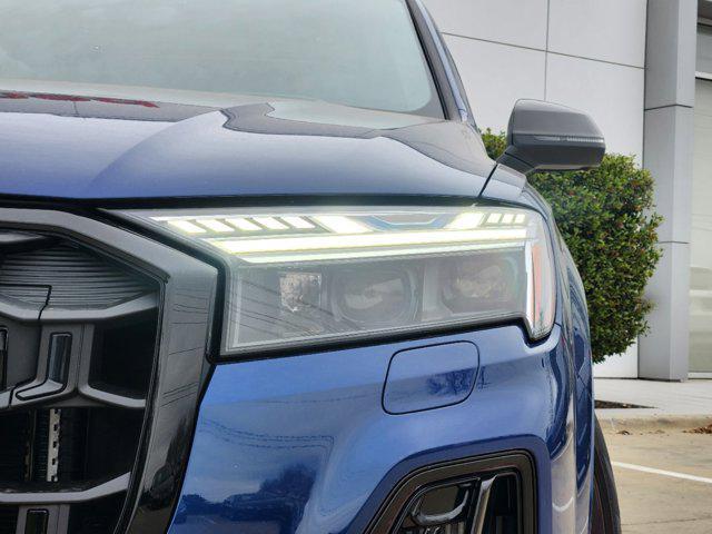 new 2025 Audi SQ7 car, priced at $107,615