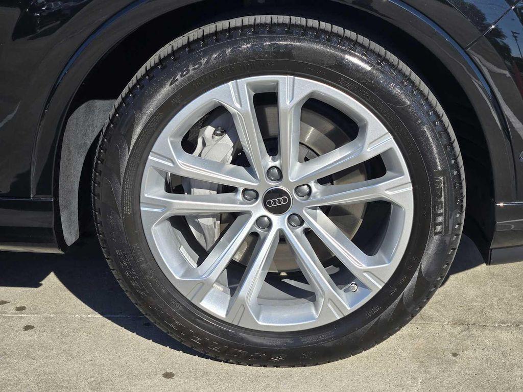 used 2025 Audi Q7 car, priced at $67,991