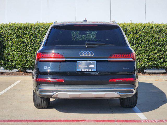 used 2023 Audi Q7 car